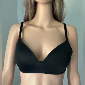 PINK Victoria's Secret Classic Black Bra